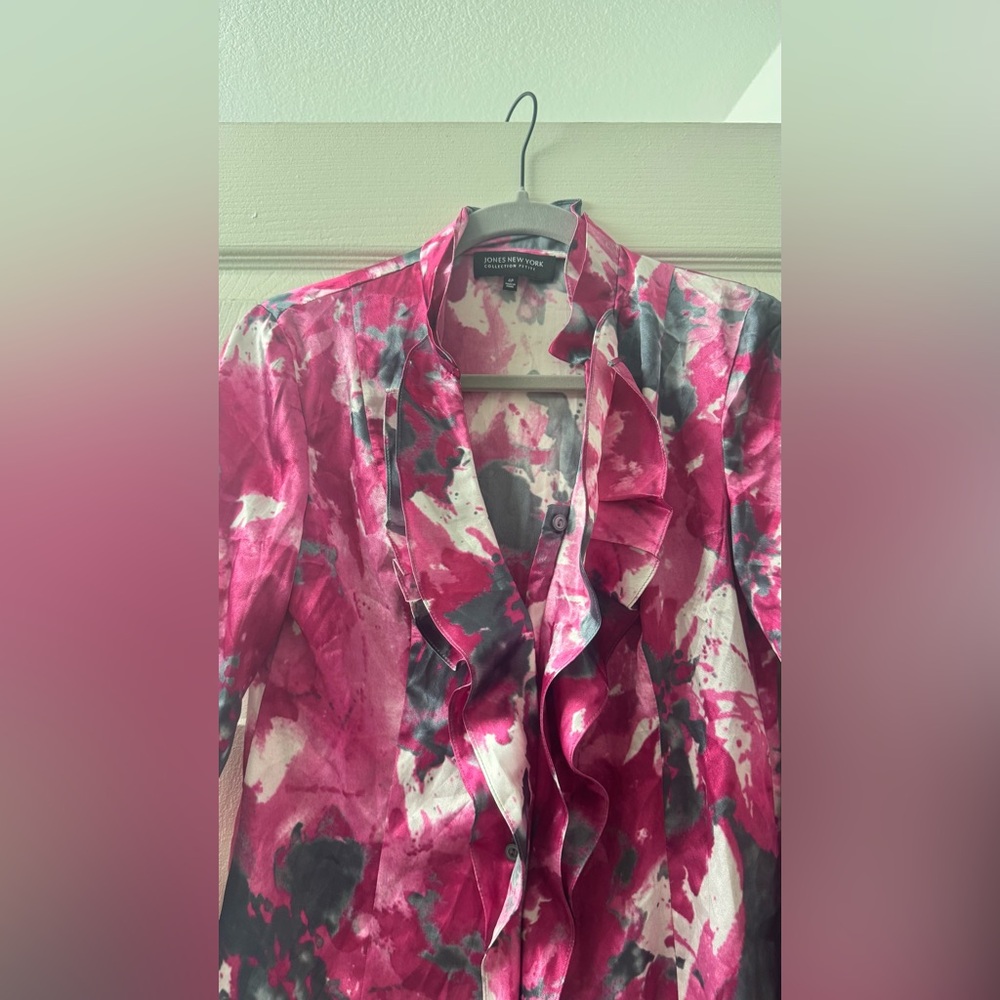 Jones New York Pink and Gray Patterned Blouse - Picture 7 of 8